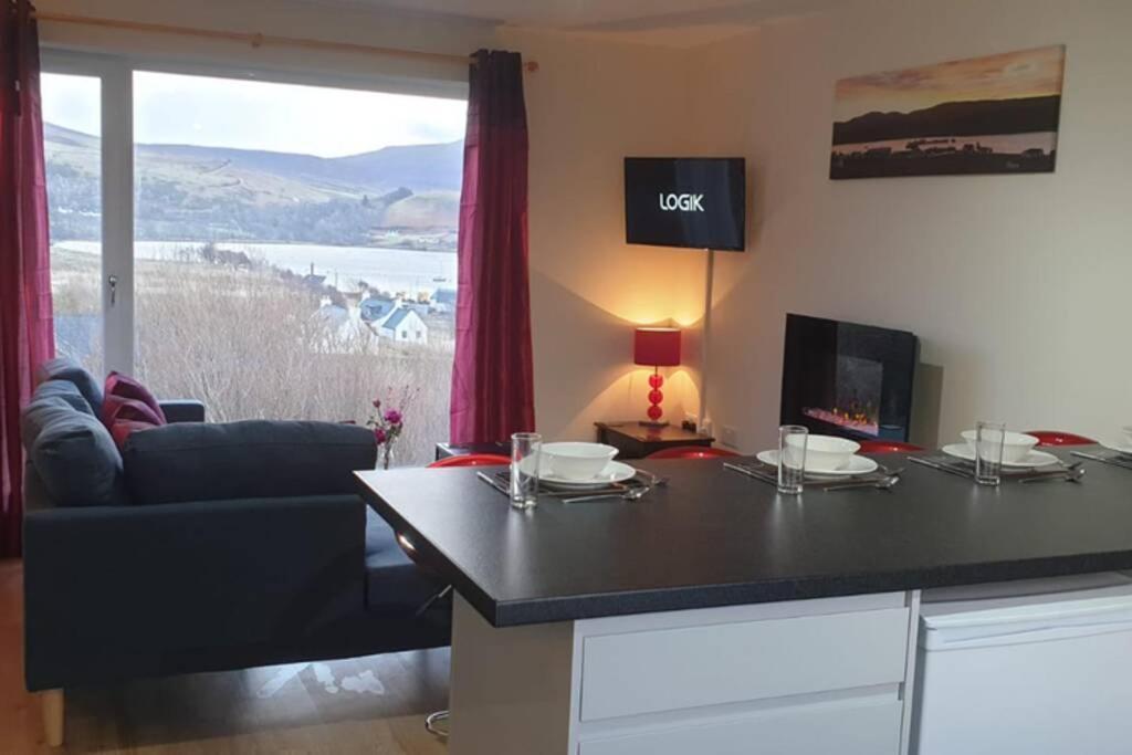 Uig Chalets Idrigill Hill Chalet Exteriör bild
