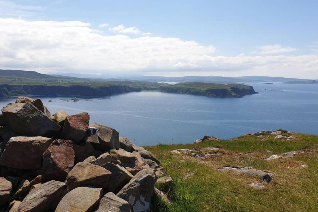 Uig Chalets Idrigill Hill Chalet Exteriör bild