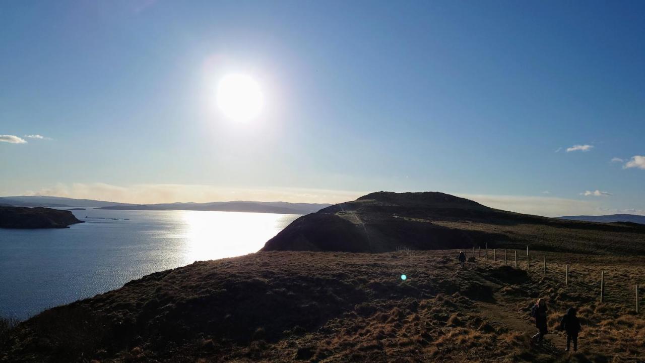 Uig Chalets Idrigill Hill Chalet Exteriör bild