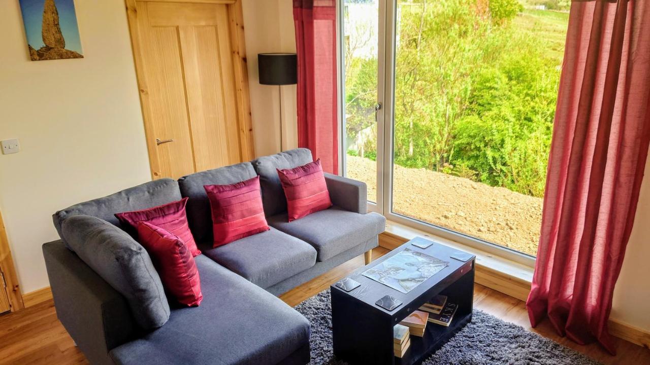 Uig Chalets Idrigill Hill Chalet Exteriör bild